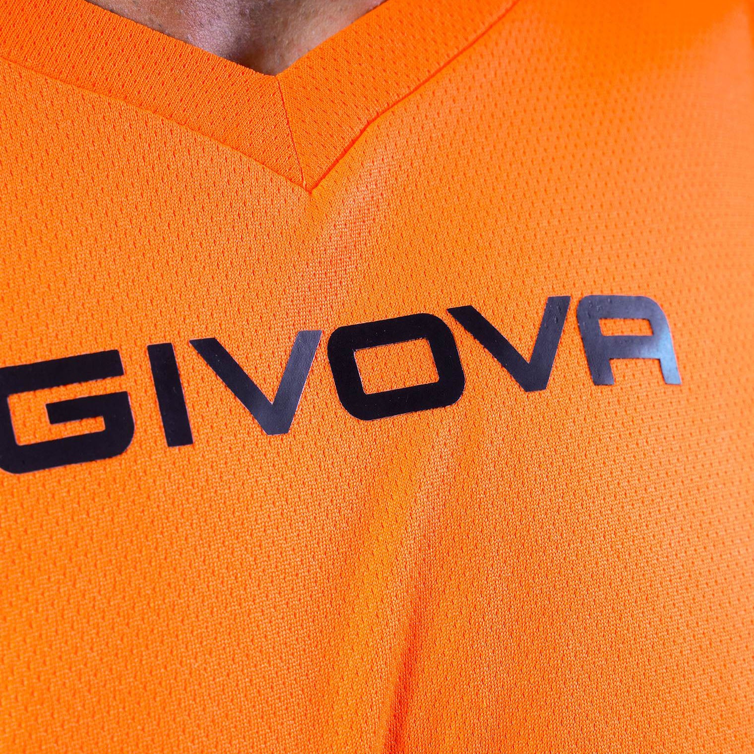 SLEEVELESS GIVOVA ONE