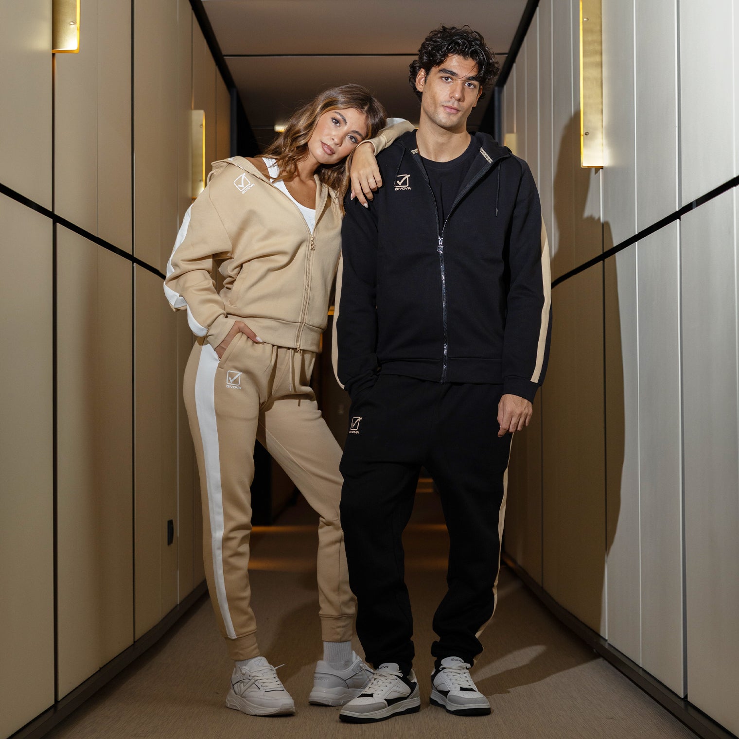 HOODIE TRACKSUIT GALLERY