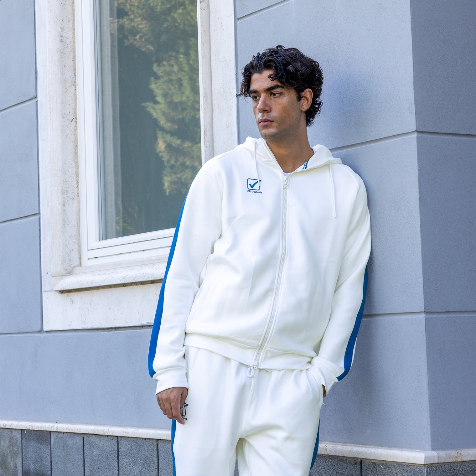 HOODIE TRACKSUIT GALLERY