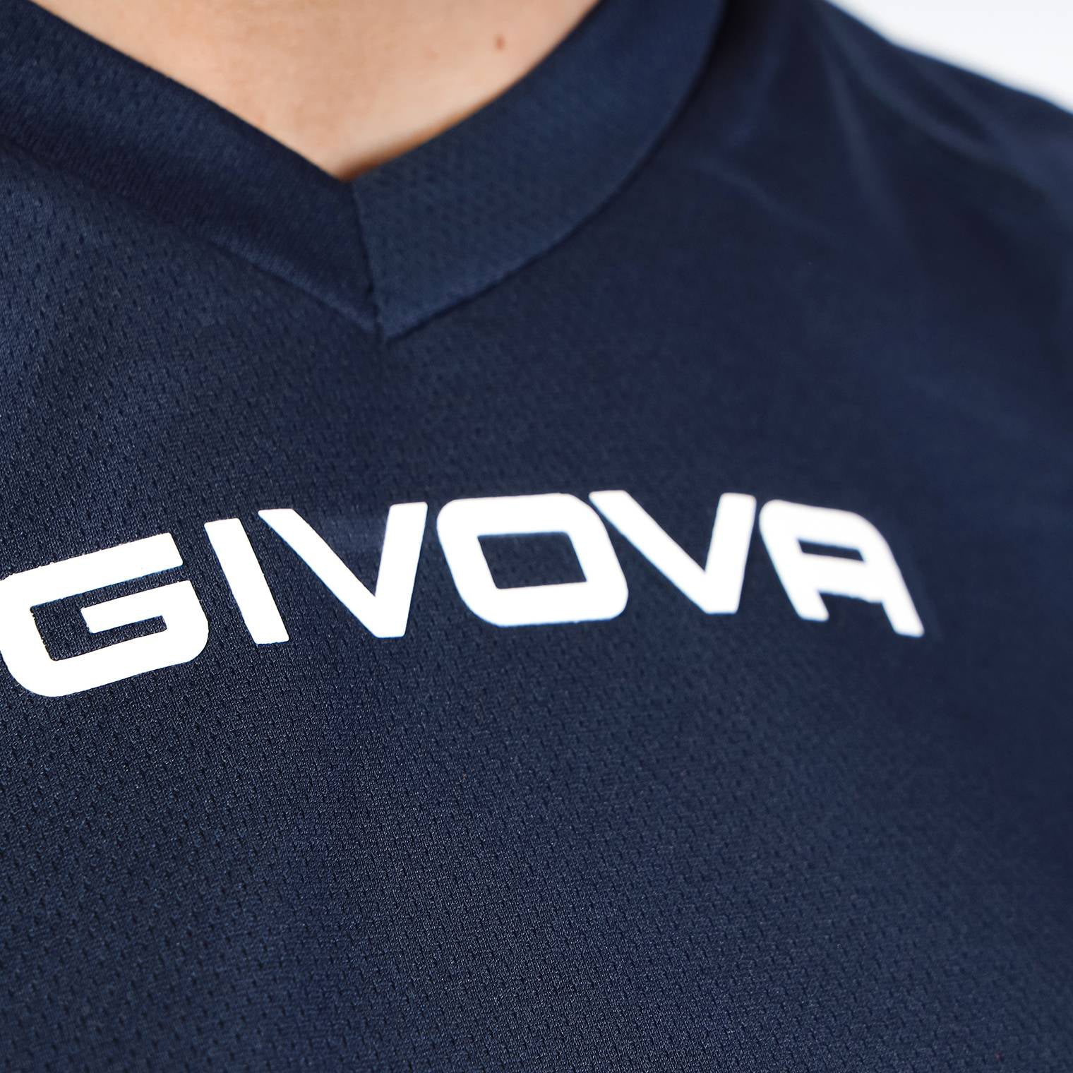 SLEEVELESS GIVOVA ONE